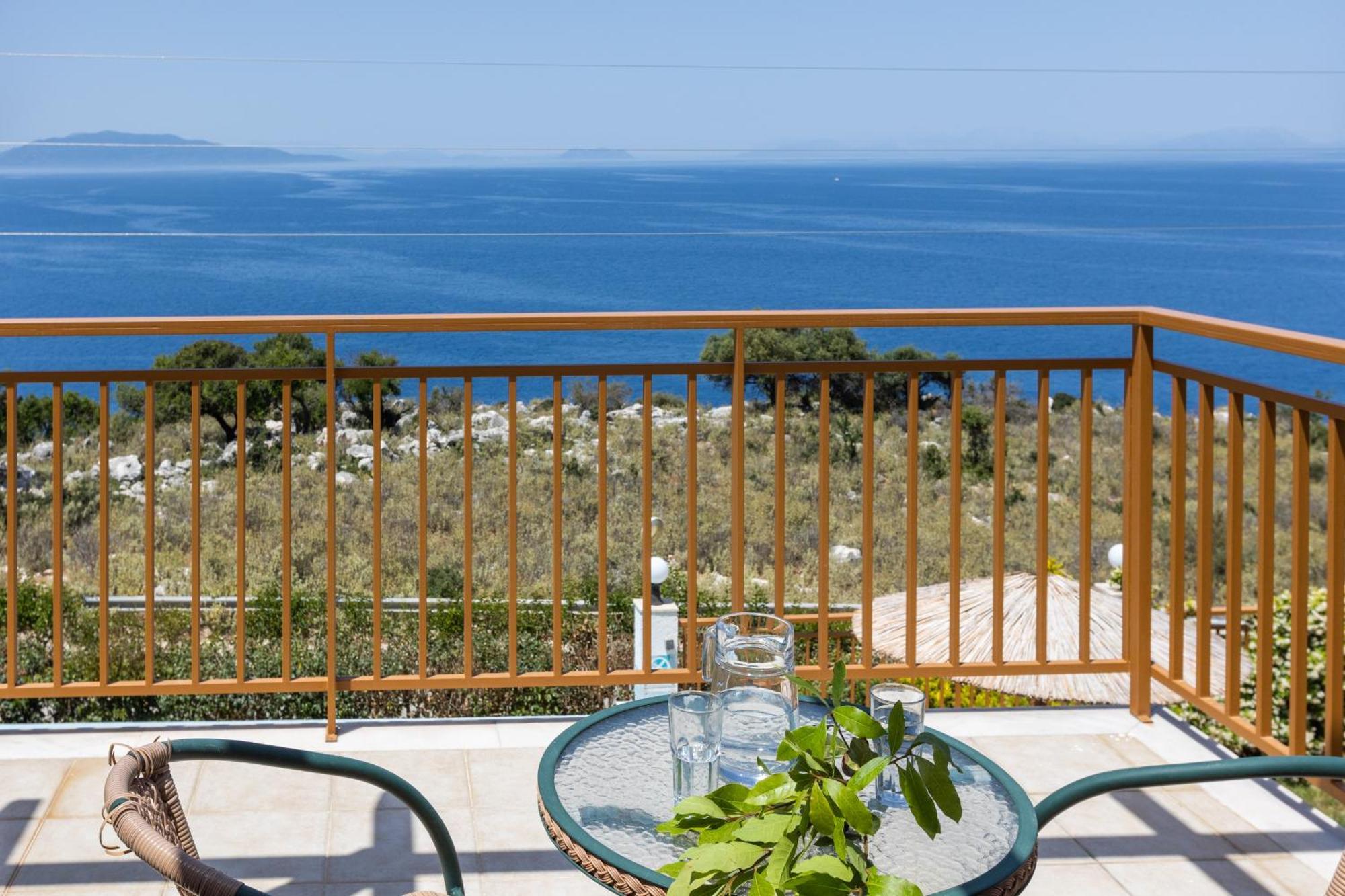 Villa Di Capri Skala  エクステリア 写真