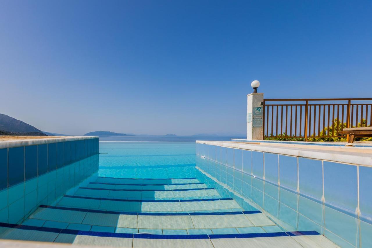 Villa Di Capri Skala  エクステリア 写真