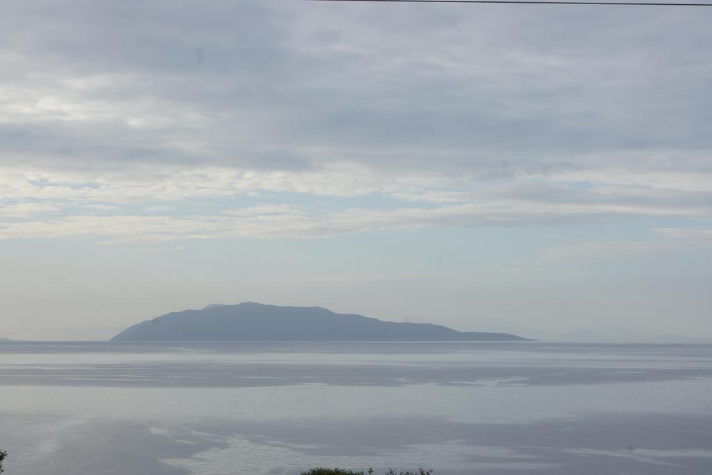Villa Di Capri Skala  エクステリア 写真